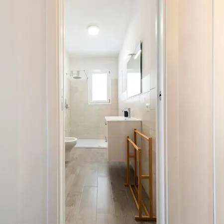 ヴィラ Terraced With Sea View, Parking, Wi-fi, And Ac 2