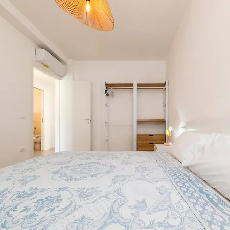 Terraced With Sea View, Parking, Wi-fi, And Ac 2 サン・パスクアーレ