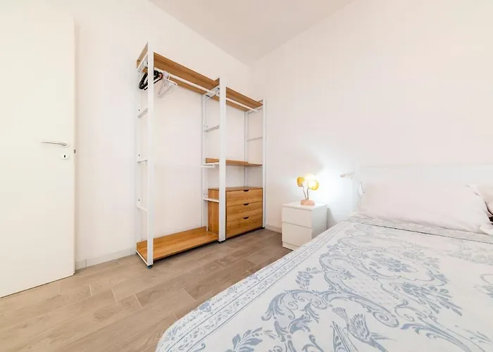 Terraced With Sea View, Parking, Wi-fi, And Ac 2 Villa